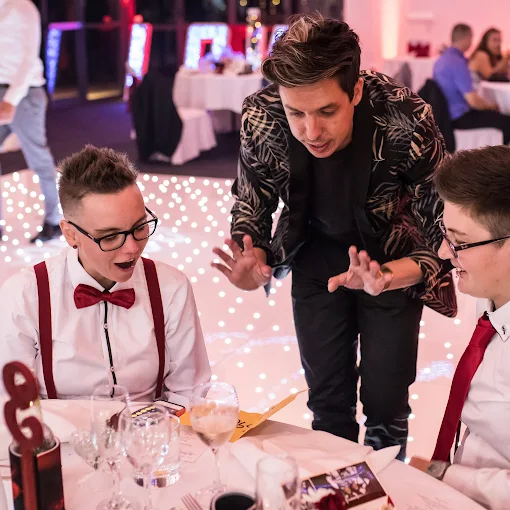 James Diamond Magic, magician in Perth