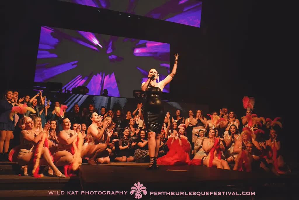 Camden Champagne, mc-master of ceremonies in Perth, photo 3