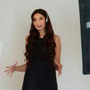 Dr Sonia, motivational speaker in Perth, photo 2