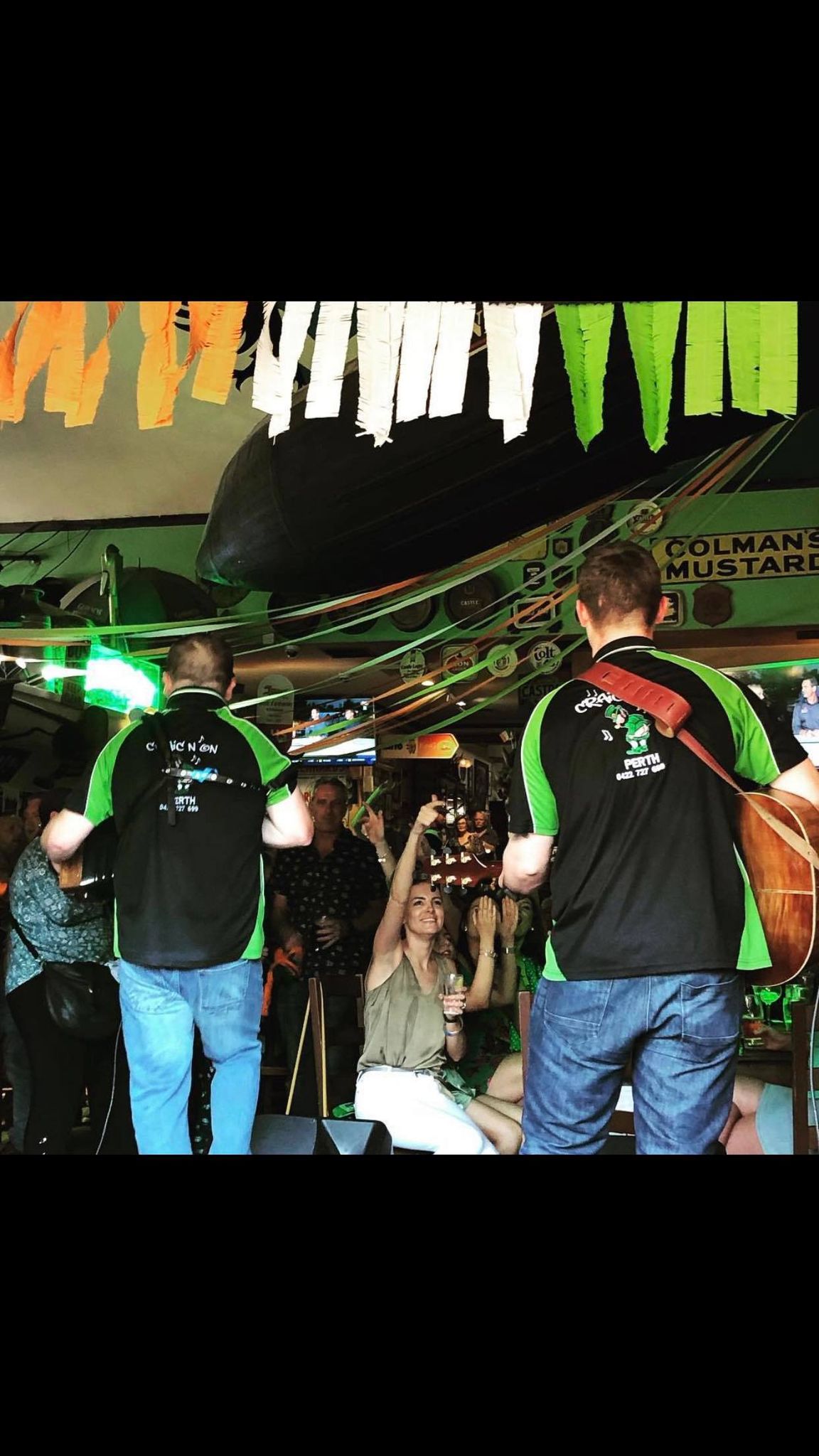 Craic’n’On, musical duo in Perth, photo 2