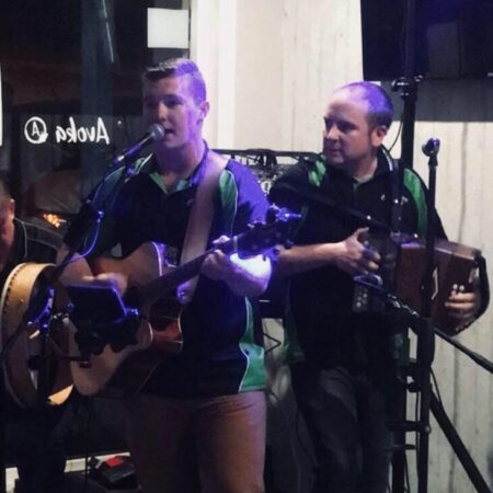 Craic’n’On, musical duo in Perth, photo 3