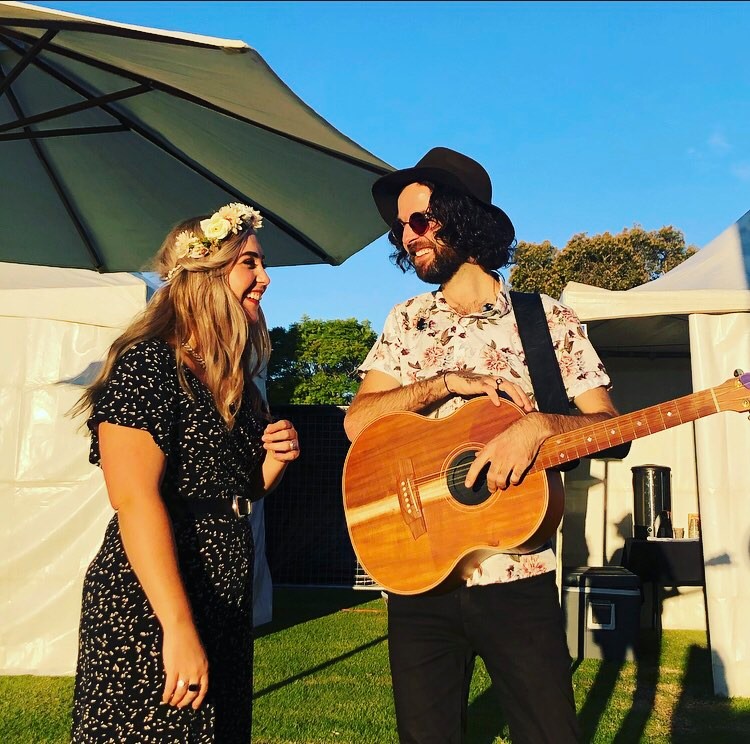 Vonnie & Clyde, musical duo in Perth, photo 2