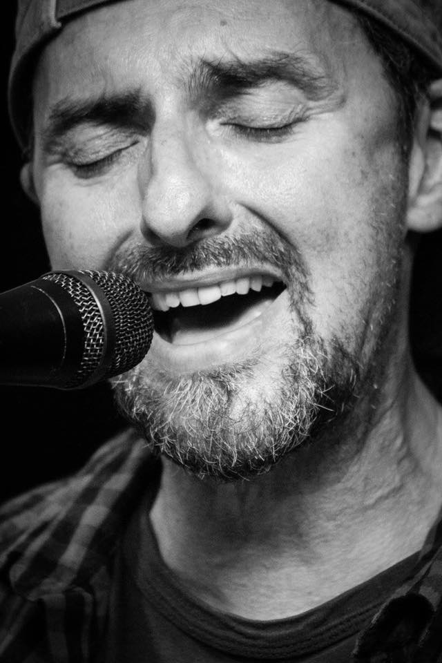 Ade Payne, musical soloist in Perth, photo 3