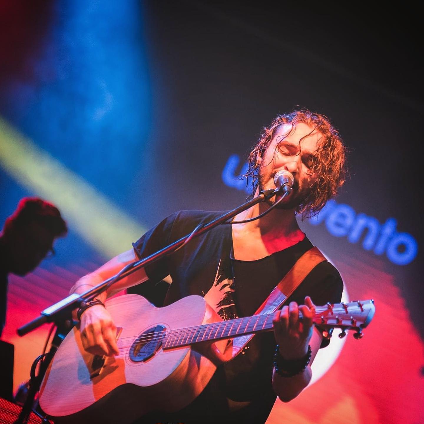Carlomaria, musical soloist in Perth, photo 2