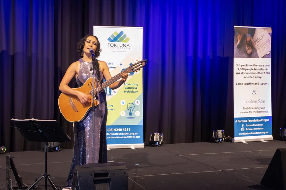 Ezereve, musical soloist in Perth, photo 2