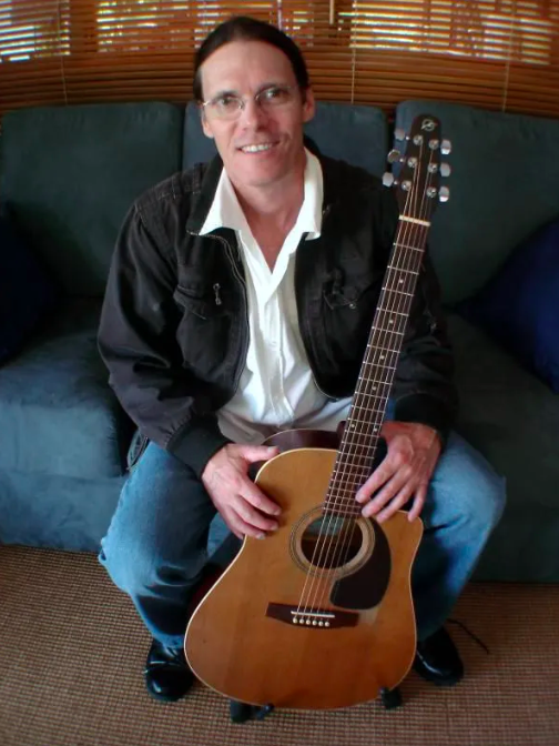 Kim Wainwright, musical soloist in Perth, photo 2