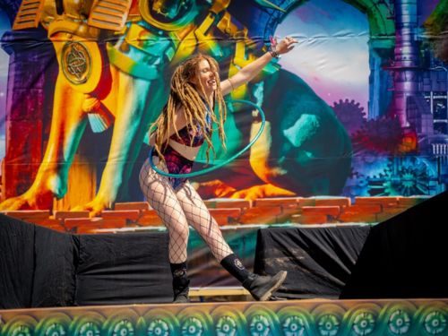 OG Spin Queen, hula hoop in Perth