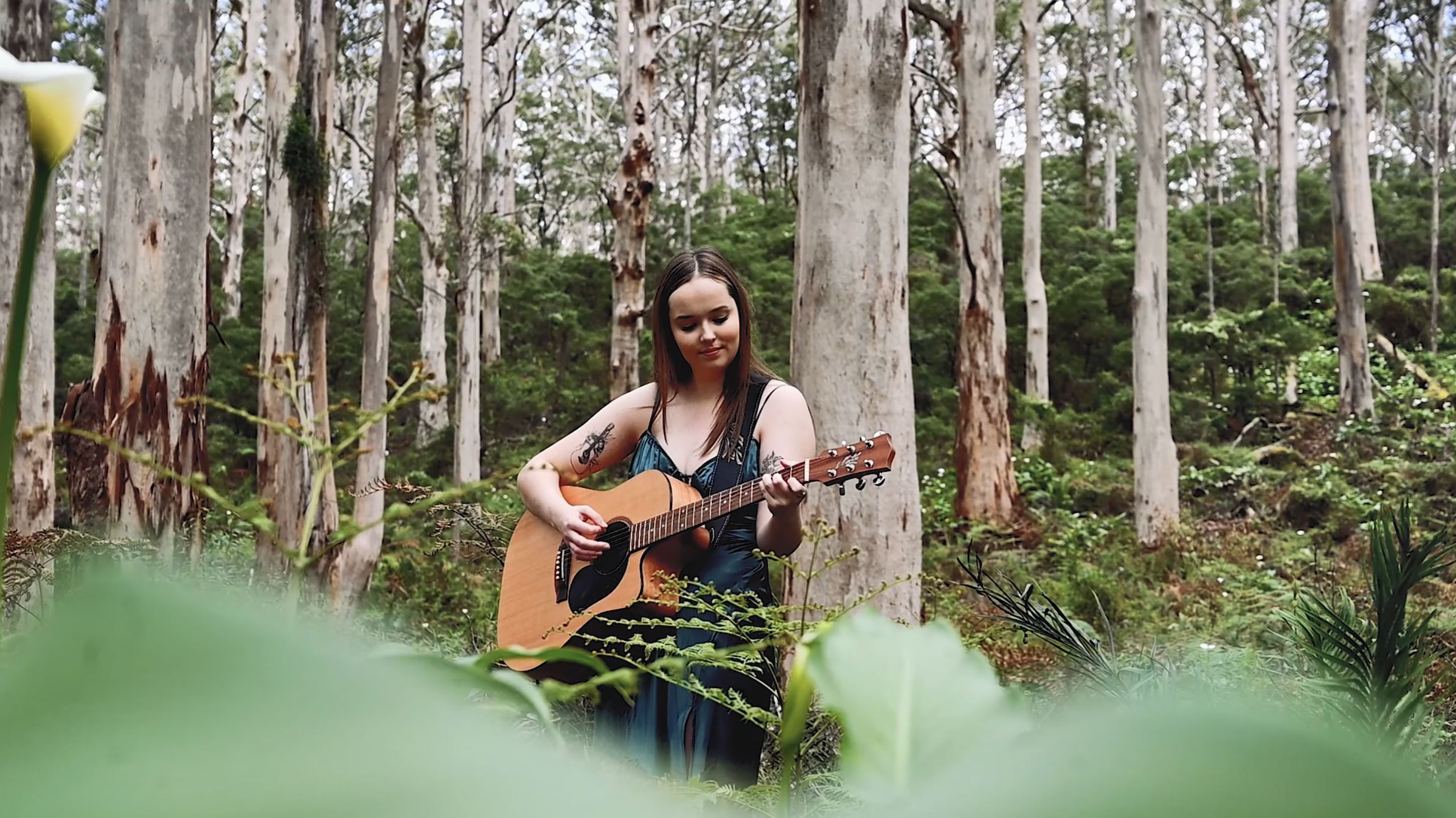 Elavina Williams, singer in Perth