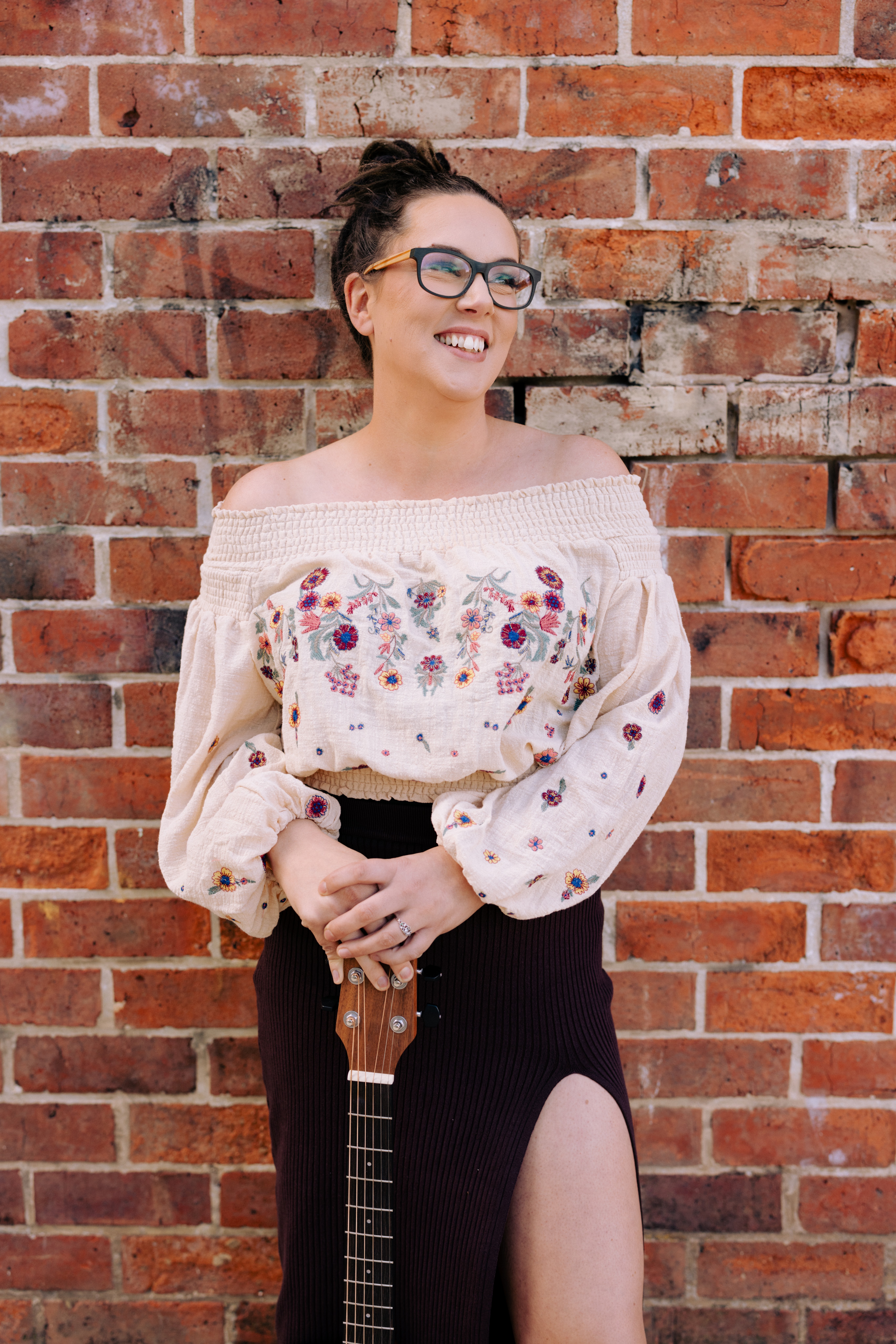 Steph Cleary, pianist and singer solo in Perth