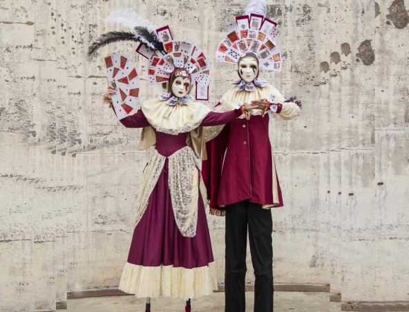Venetian Stilts, stilt walker in Perth