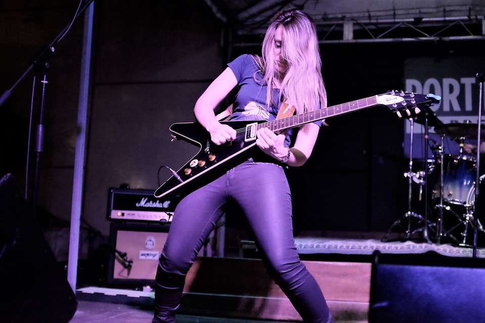 Ballbreaker, tribute band in Perth, photo 2