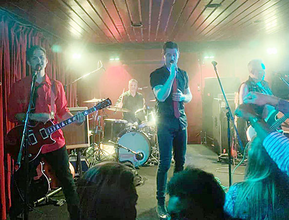 Green Day Tribute Band, live in Perth, photo 2