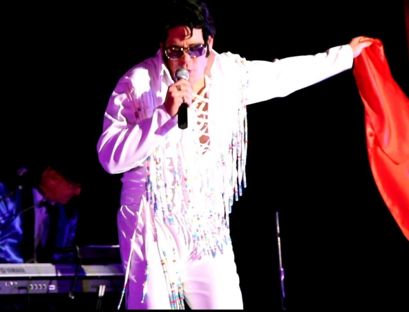 Elvis Tribute Show Perth, live in Perth, photo 3