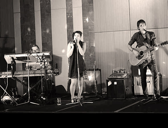 Grand Boulevard, musical trio in Perth