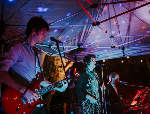 Grand Boulevard, musical trio in Perth, photo 2