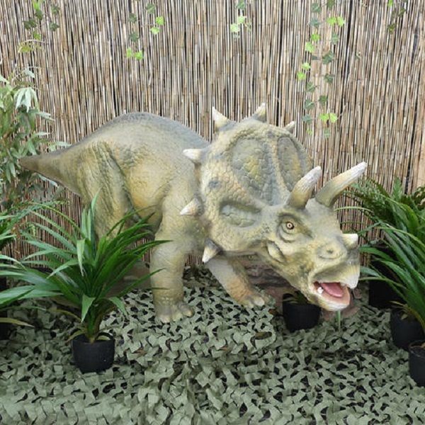 Dinkum Dinosaurs, ventriloquist in Perth, photo 3