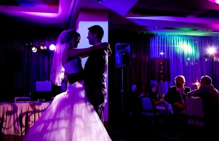 Da Doo Ron Ron DJ Entertainment, wedding band in Perth, photo 2