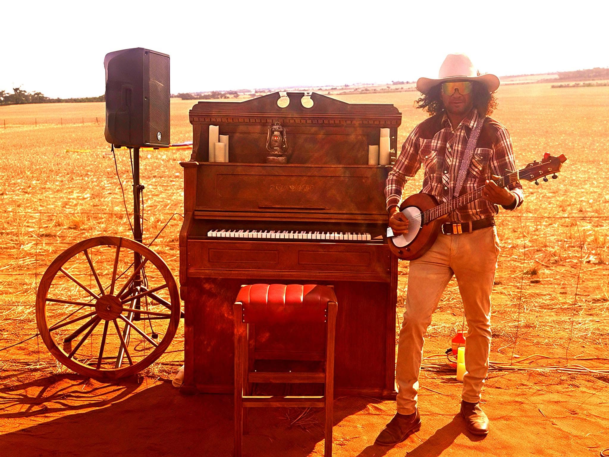 Barry Taylor, aboriginal & torres strait islander entertainers in Pilbara, photo 2