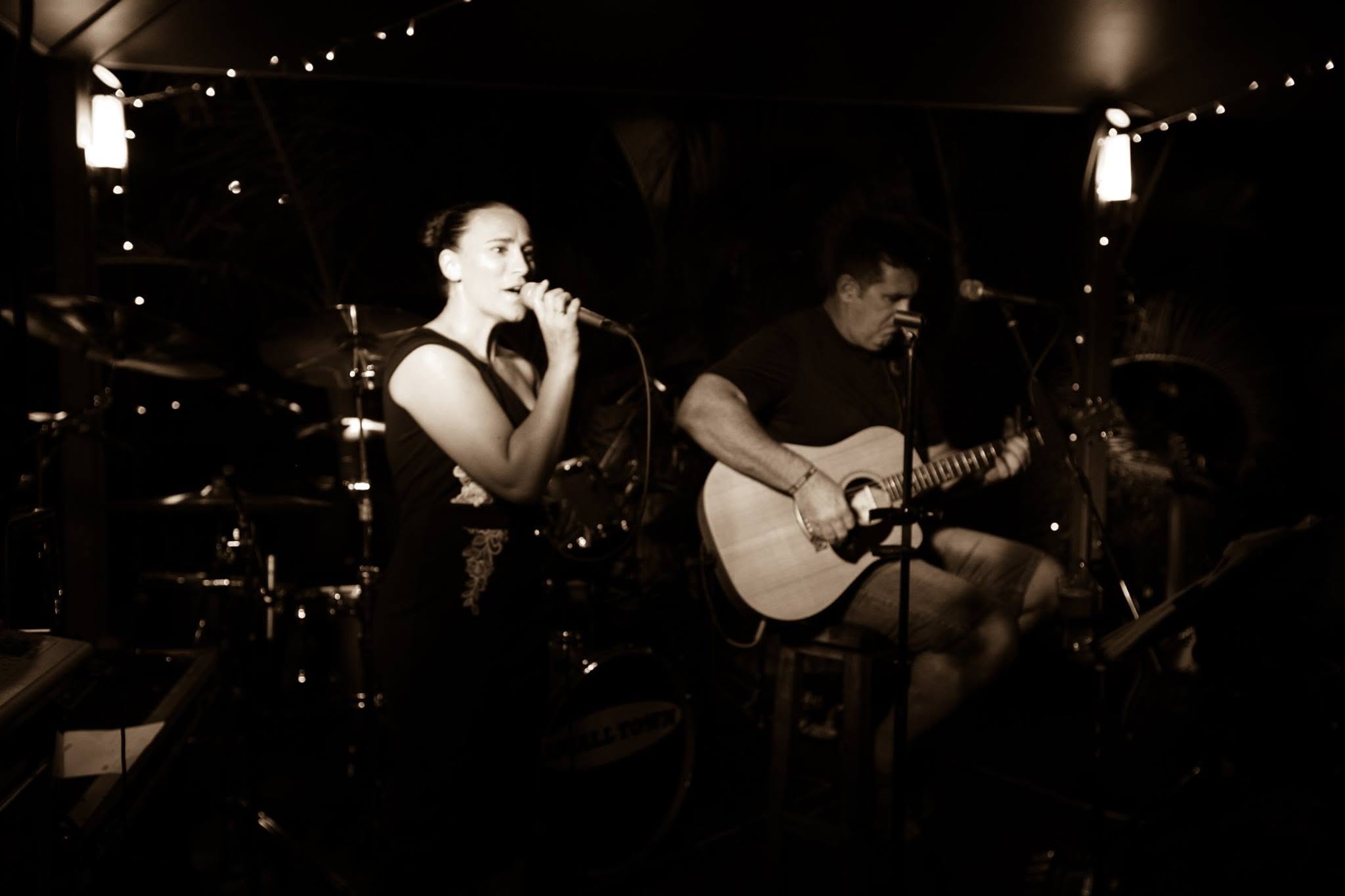 Smalltown, musical duo in Pilbara, photo 3