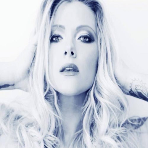 Candice Skjonnemand, singer in QLD