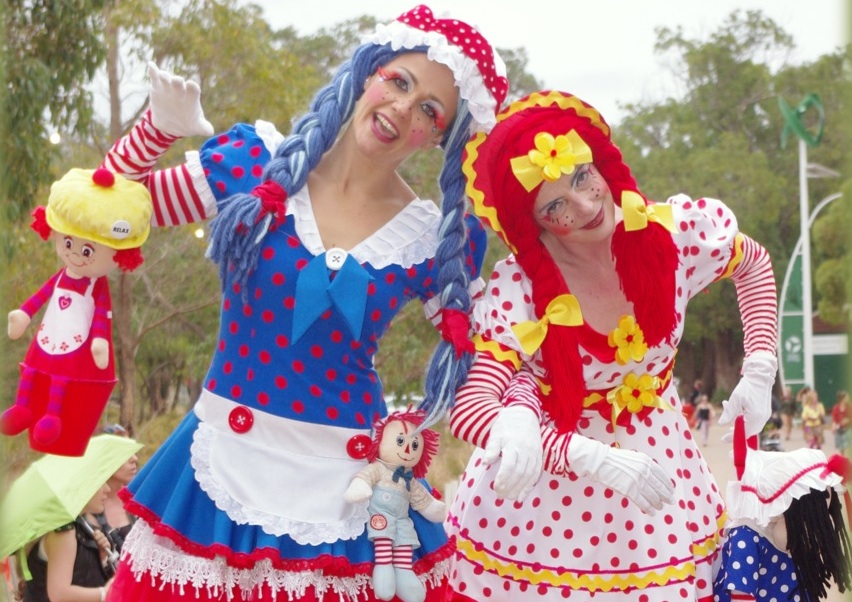 RAG DOLLS, stilt walker in Perth