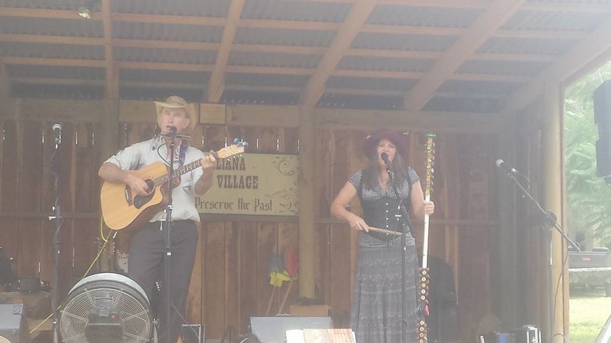 Bowen & Clare, musical duo in Richmond, photo 3