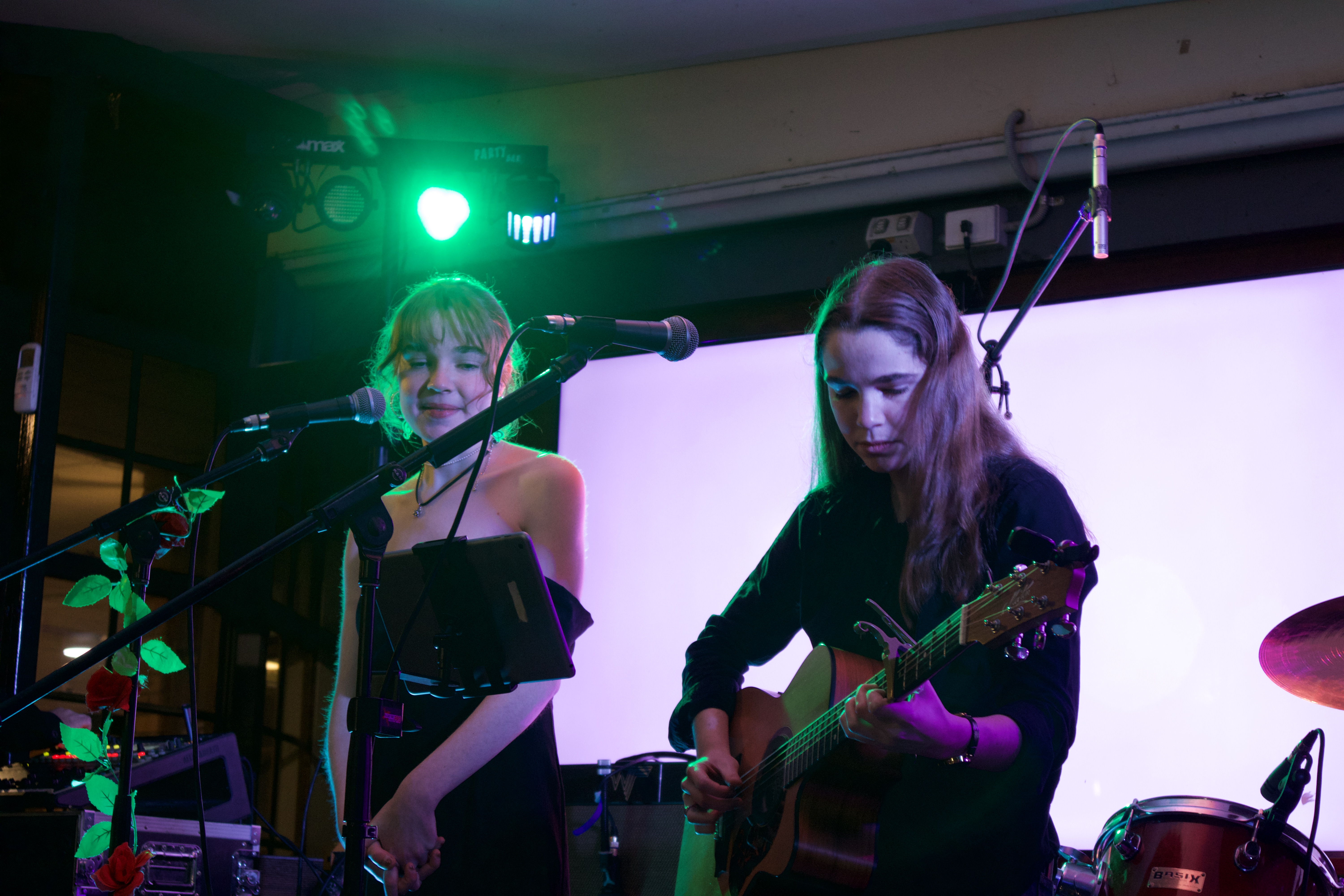 The Ludlow Twins, musical duo in Shepparton