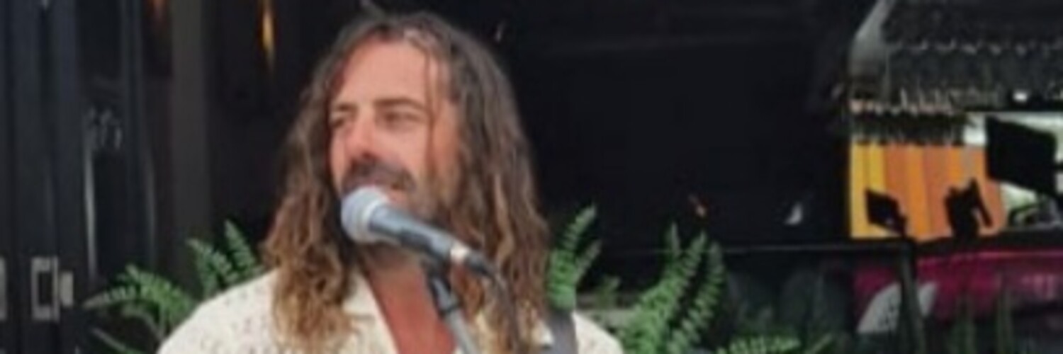 Luke Armstrong, singer in Sunset Strip, photo 3