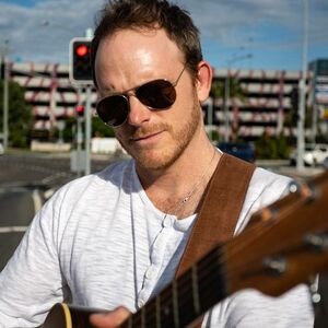 Dave Barrie, singer in Sunshine Coast, photo 2