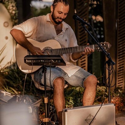Elninittomusic, guitarist in Sunshine Coast, photo 2