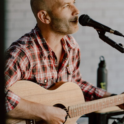 Nick Rivers, singer-songwriter in Sunshine Coast, photo 2