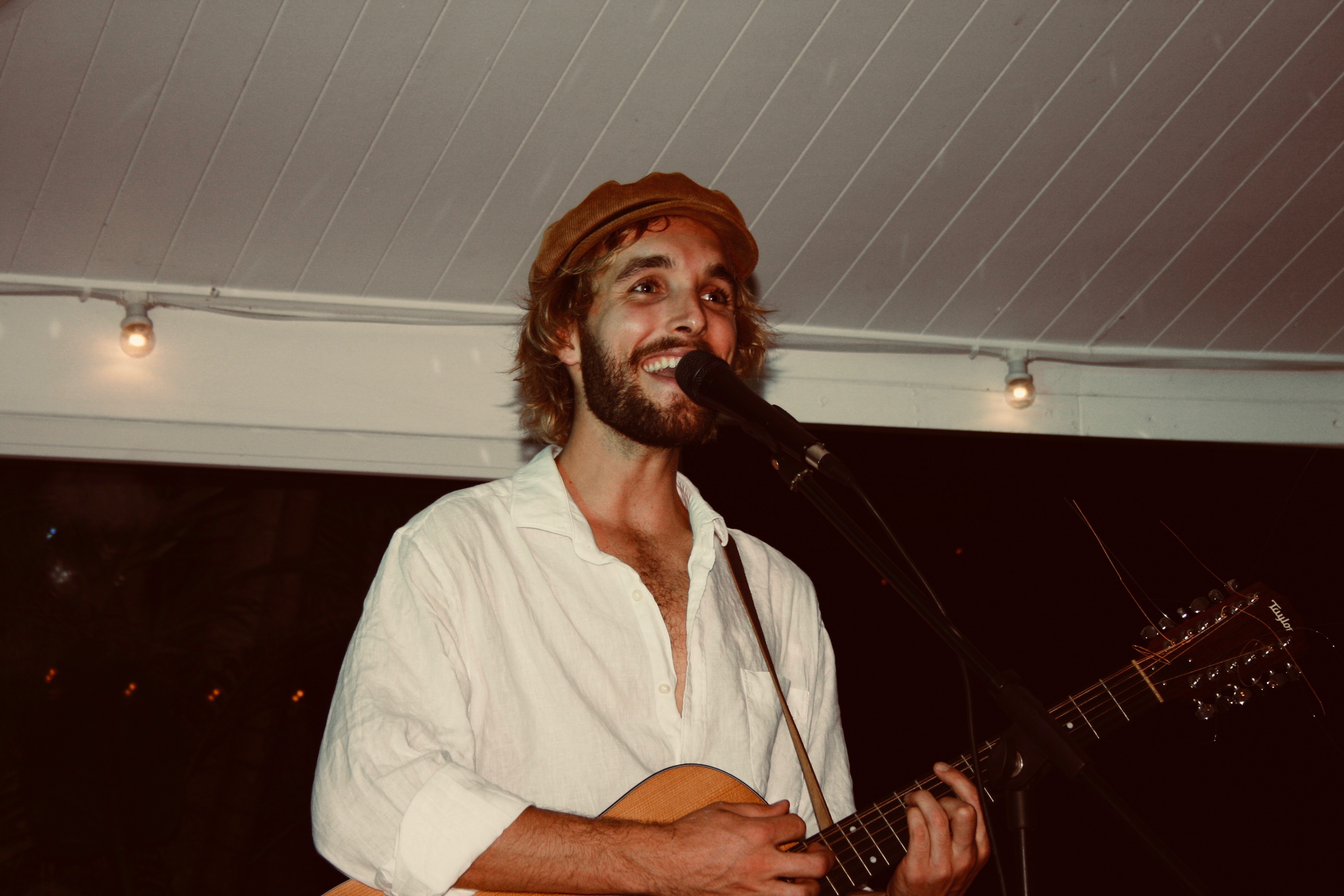 Zac "The Muso" Threadgold, singer in Sunshine Coast