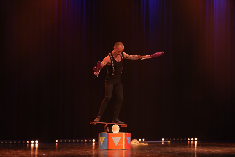 Physical Arts Athlete, acrobat in Sunshine Coast, photo 3