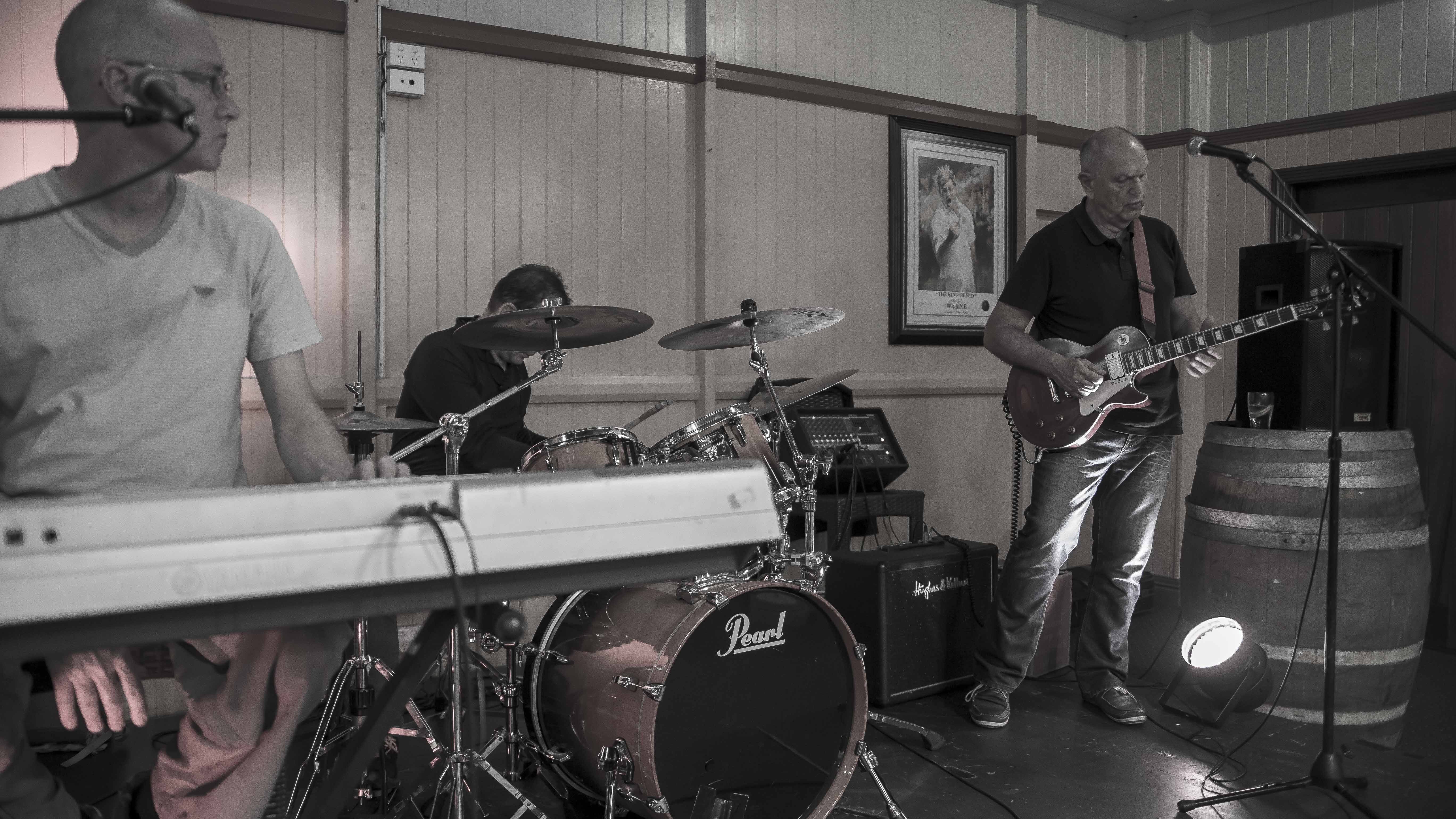 Crossroads blues, blues band in Sunshine Coast