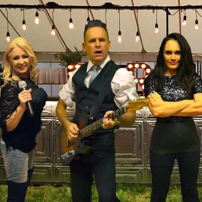 The Bliss Band, cover band in Sunshine Coast, photo 2