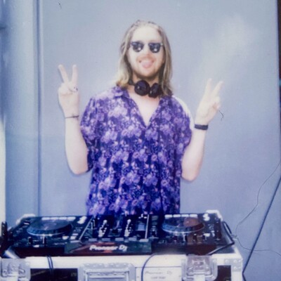 DJ Barry Hell, live in Sunshine Coast, photo 2