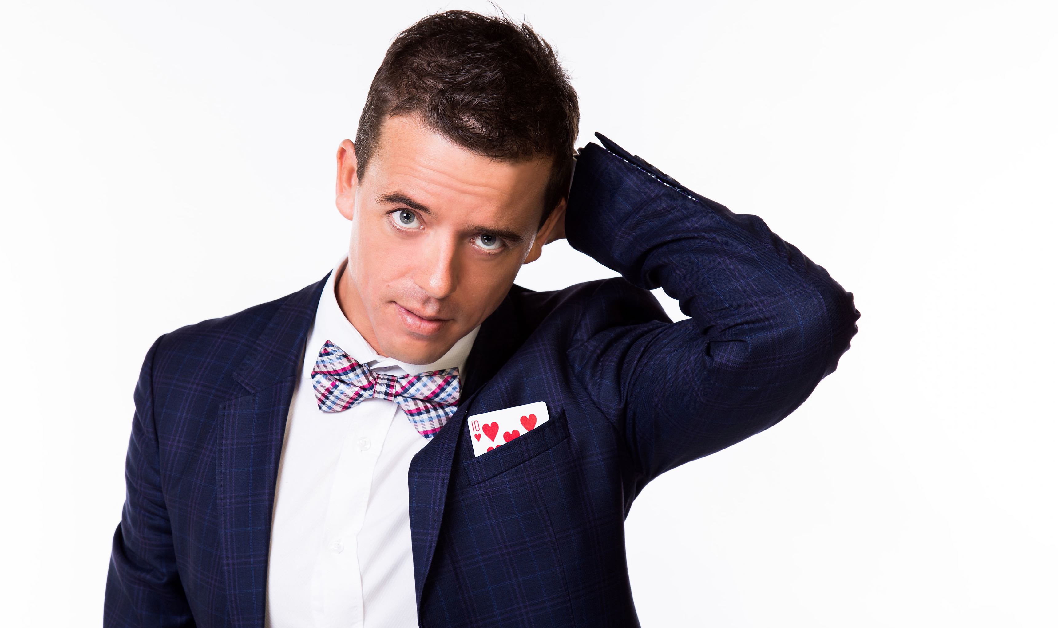 Andino, magician in Sunshine Coast