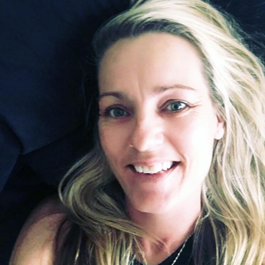 Ms Psychic D, live in Sunshine Coast