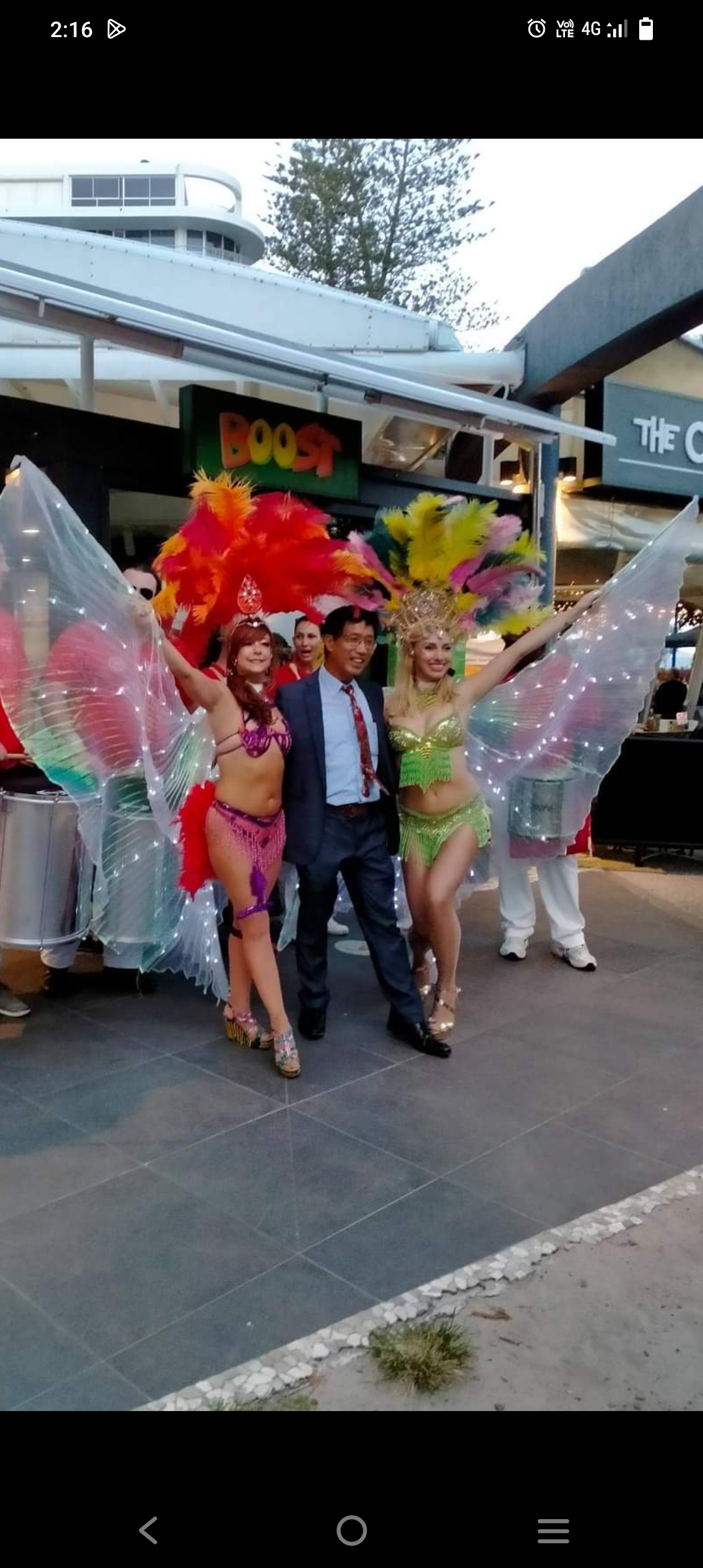 Sambazzy, samba dancer in Sunshine Coast