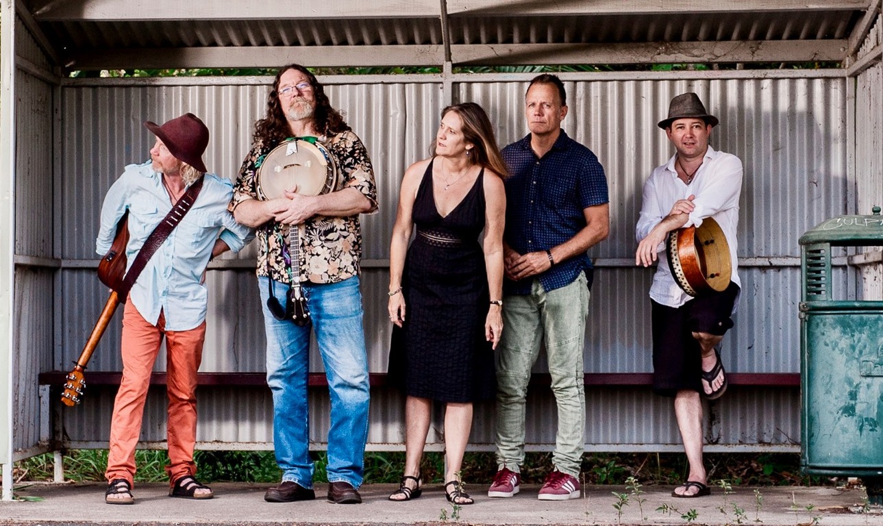 The Barleyshakes, wedding band in Sunshine Coast, photo 2