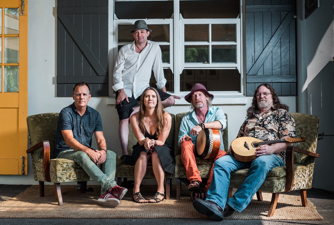 The Barleyshakes, wedding band in Sunshine Coast, photo 3