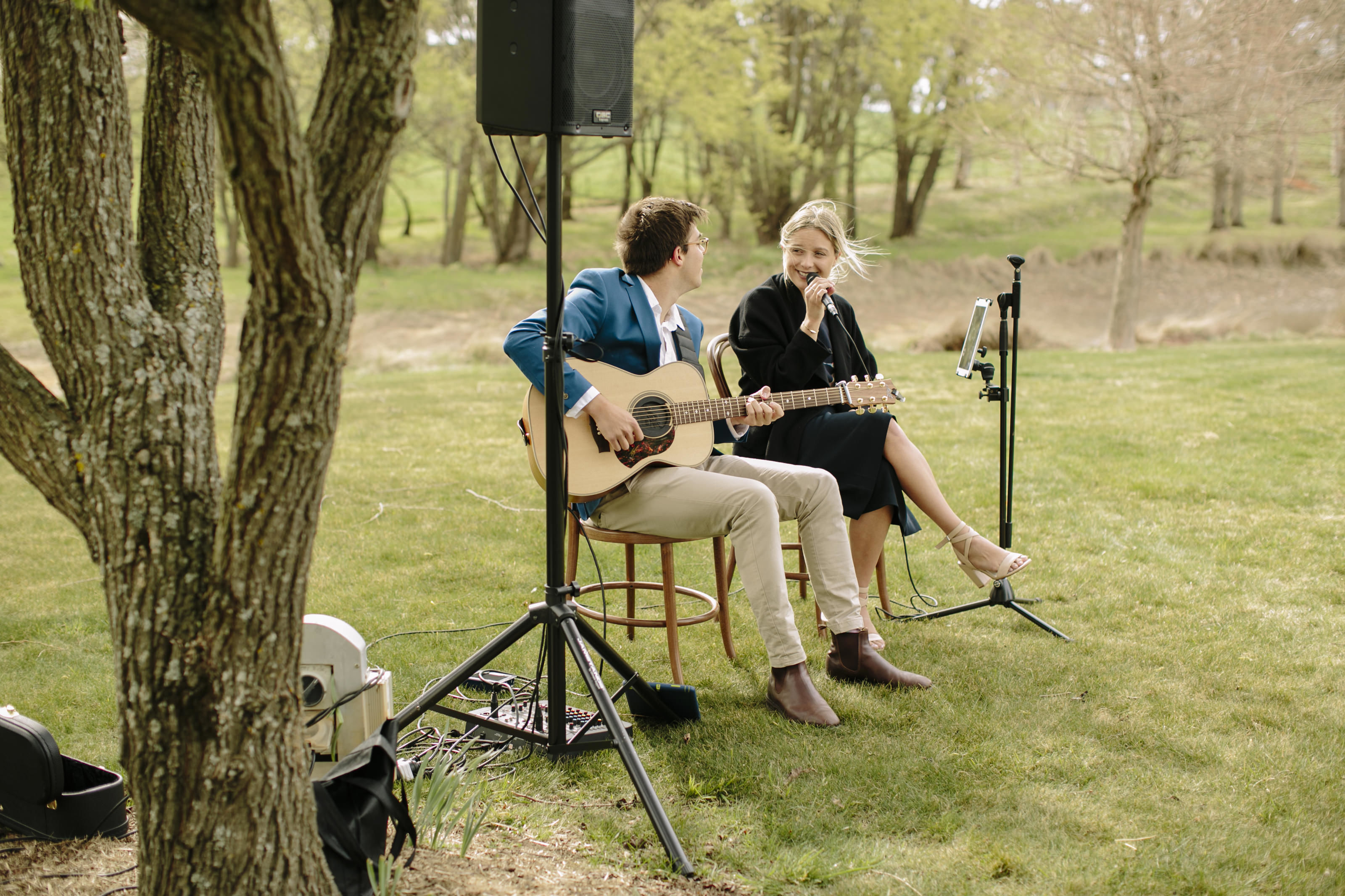 Jaz and Jesse, acoustic guitar and singer duo in Sydney, photo 3