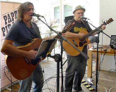 Paper Pirates Acoustic Duo, acoustic guitar and singer duo in Sydney, photo 2