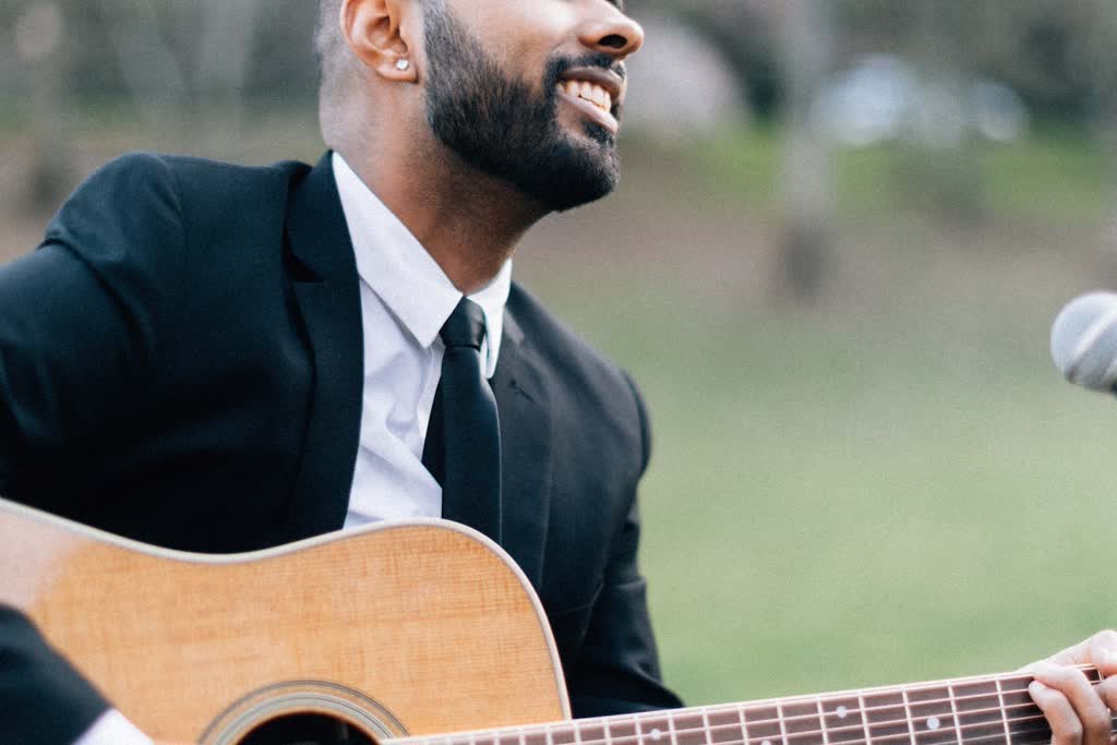 Joshua Paltoo, acoustic guitarist in Sydney