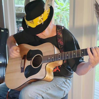 Gary Goosefeather, guitarist in Sydney, photo 2