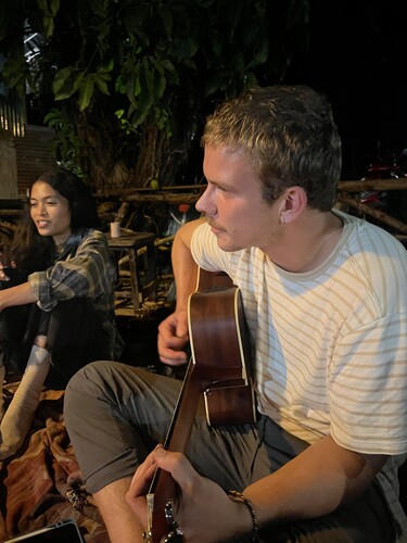 Harris Guerin, folk singer in Sydney, photo 3