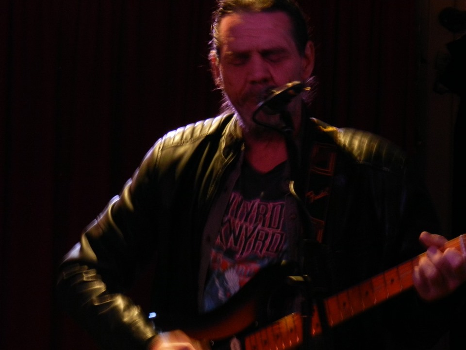 Keith Todd, singer in Sydney
