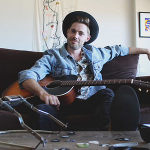 Sean Dunlop, singer in Sydney, photo 2
