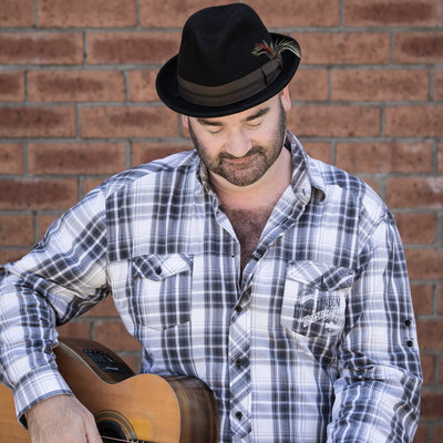 Tim Pringle, singer in Sydney, photo 2