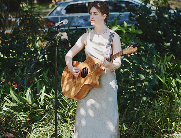 Ange, musical soloist in Sydney, photo 2